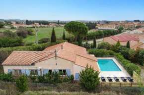 Отель Holiday home Argeliers  Аржелье